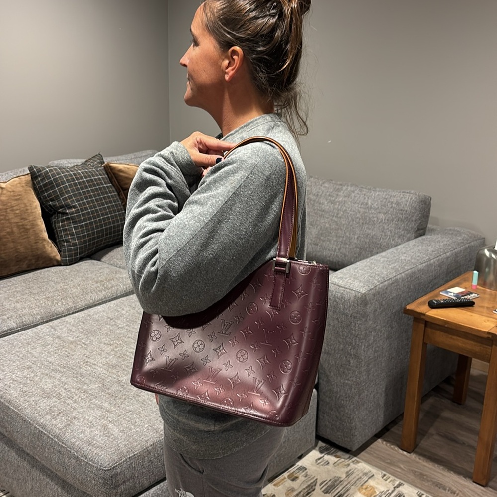 Louis Vuitton Burgundy Tote Bag - Picture 12 of 12